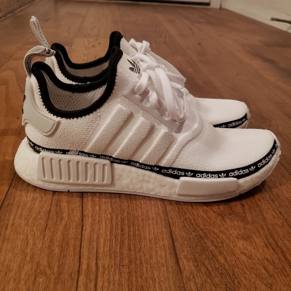 Adidas NMD R1, womens sz 10